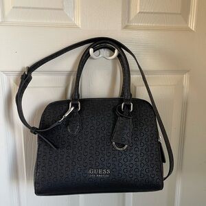 Women’s Guess Authentic Hand Bag Shoulder Bag (Brand New)